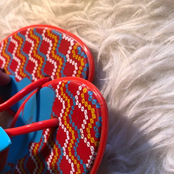 🌺FUN COOL UNIQUE sandals 🌺 - Picture 4 of 7